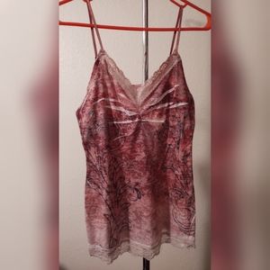 Lace trimmed tank top